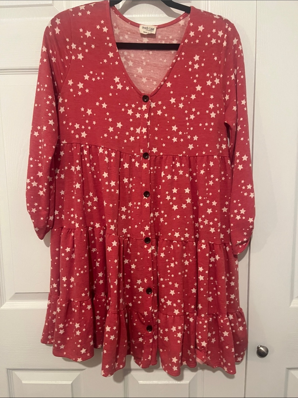 Peach Love California Red Star Print Tiered Button-Front Dress